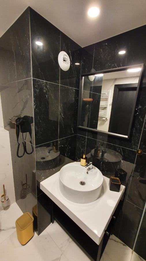 Gold Horizon Apartament Solny Resort Z Klimatyzacja I Garazem Kołobrzeg Exteriör bild