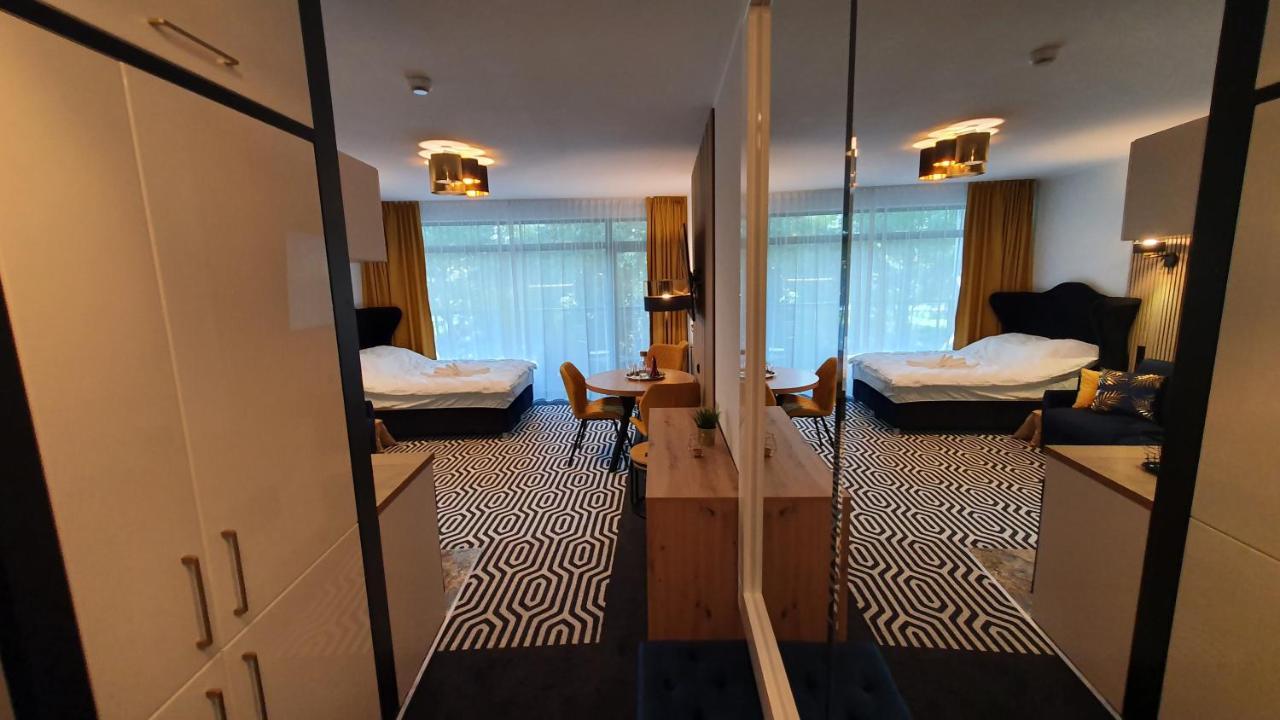 Gold Horizon Apartament Solny Resort Z Klimatyzacja I Garazem Kołobrzeg Exteriör bild