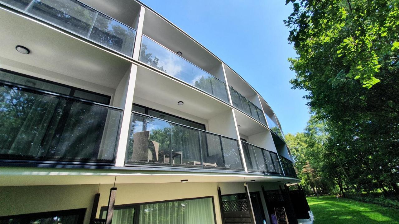 Gold Horizon Apartament Solny Resort Z Klimatyzacja I Garazem Kołobrzeg Exteriör bild
